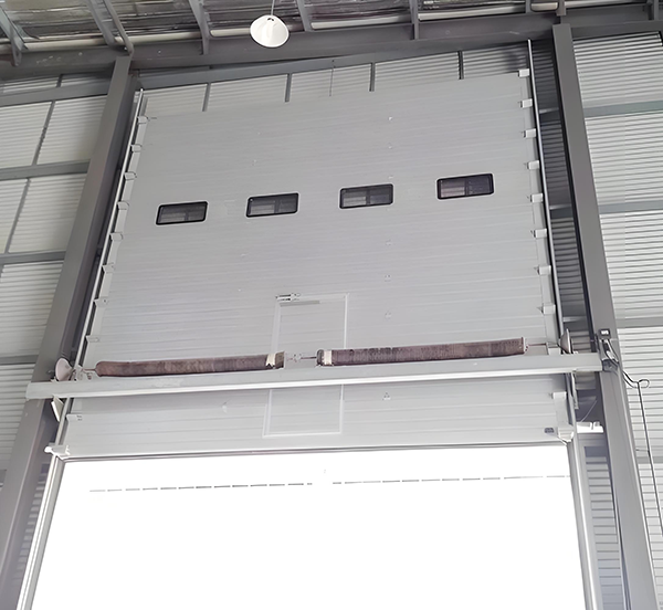 新疆工业滑升门