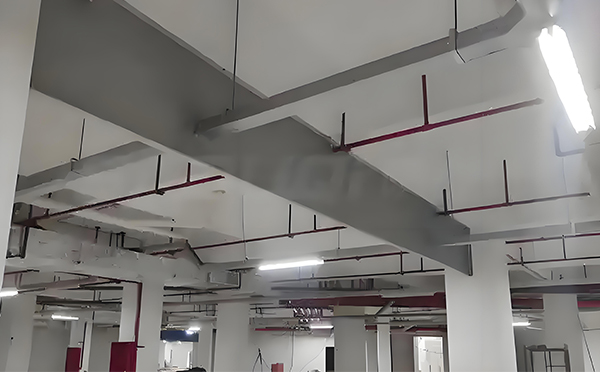 新疆挡烟垂壁 新疆挡烟垂壁