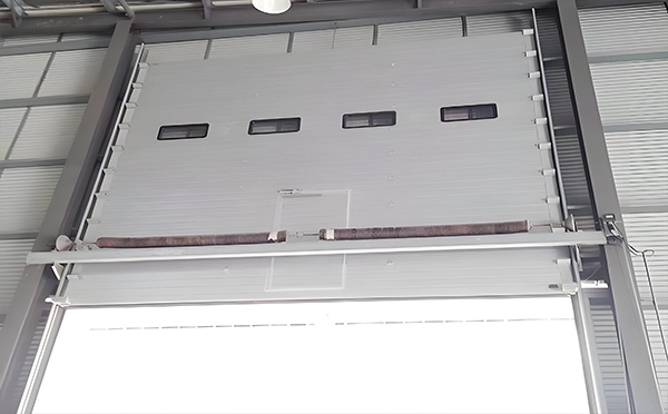 新疆工业滑升门