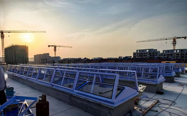 消防新疆排烟窗工作原理